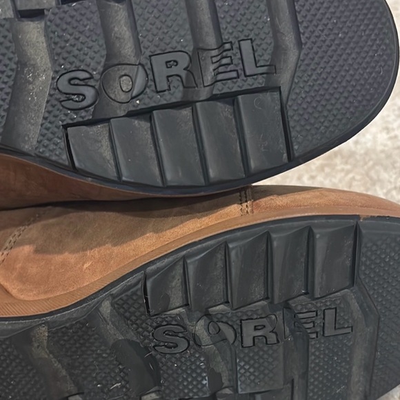 Sorel Tan Suede Chelsea Ankle Booties - Picture 10 of 10